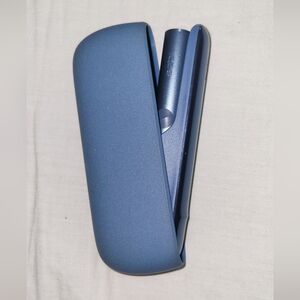 Iqos Iluma Heating Device In Azure Blue